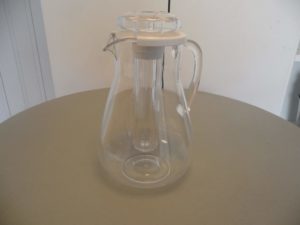 CARAFFA CON REFRIGERATORE POLICARBONATO